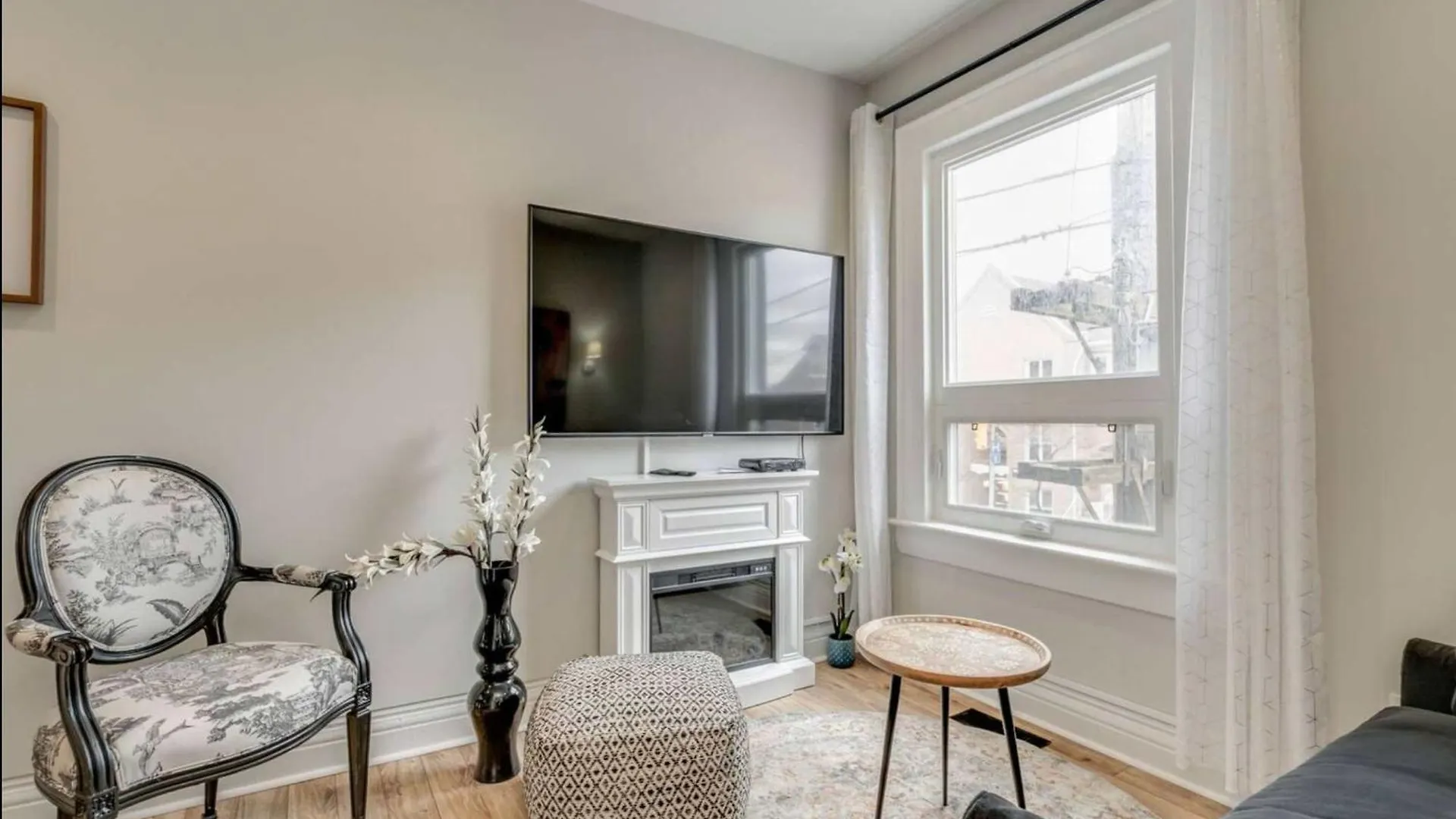 Hotel Casa Leslieville - 2Br Suite With Lrg Patio Toronto