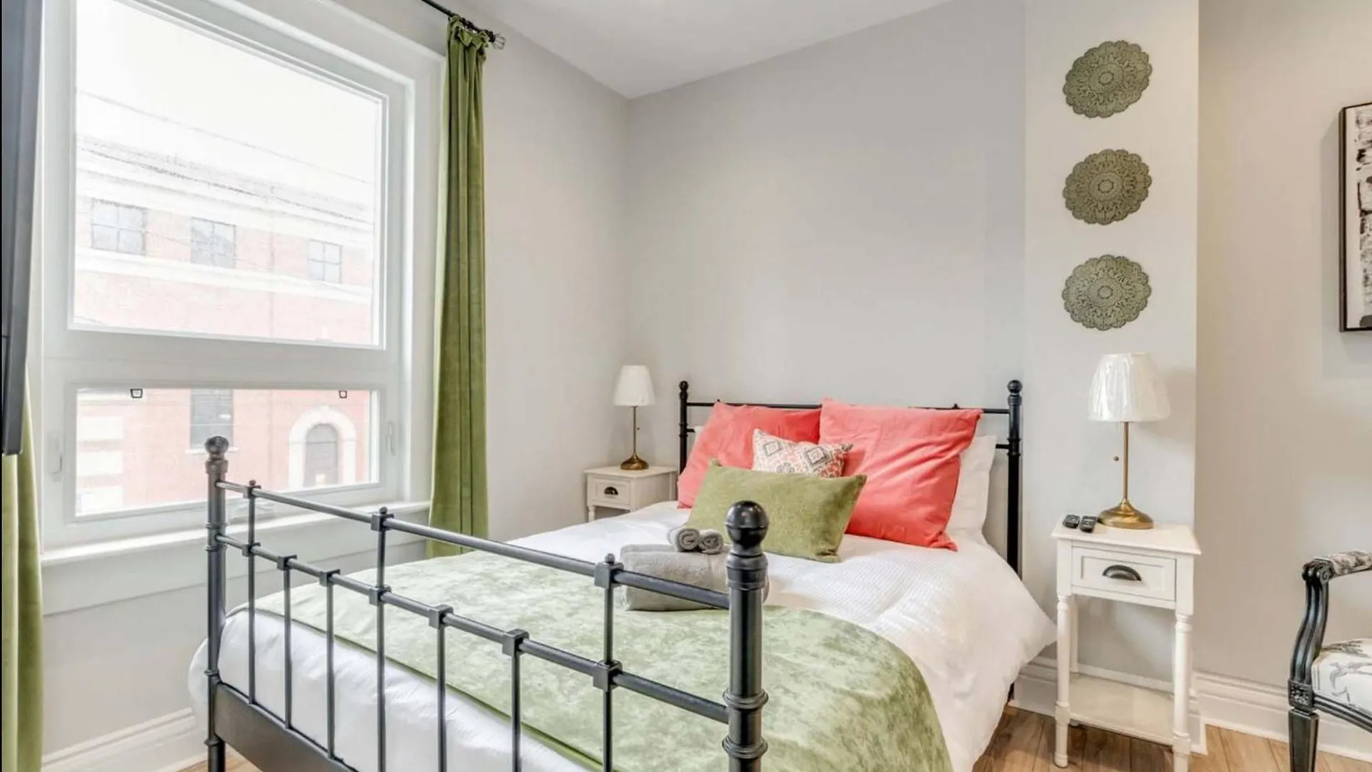 Casa Leslieville - 2Br Suite With Lrg Patio Toronto 0*,  Canada