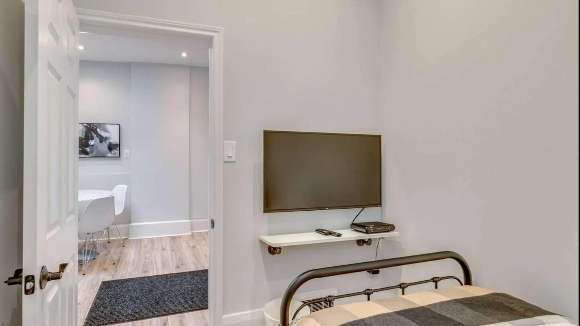 Casa Leslieville - 2Br Suite With Lrg Patio Toronto